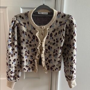 Zara Cream and Brown Patterned Women's Sweater